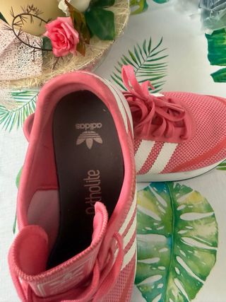 Zapatillas Adidas rosas talla 39