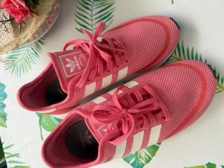 Zapatillas Adidas rosas talla 39