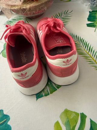 Zapatillas Adidas rosas talla 39
