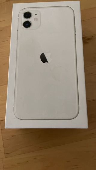 iPhone 11 Blanco + protector nuevo + caja