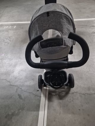 Triciclo Kinderkraft evolutivo gris