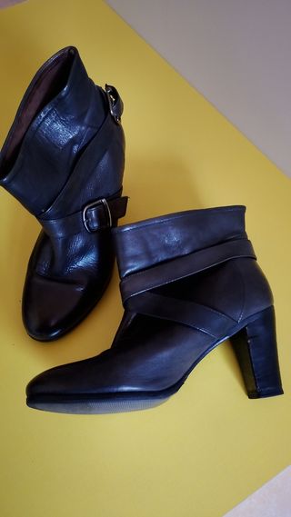 Botines Hakei Piel Talla 36