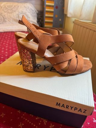 Sandalias Marypaz tacón glitter marrón