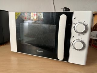 Microondas Bluesky BMG20Z-16 con Grill