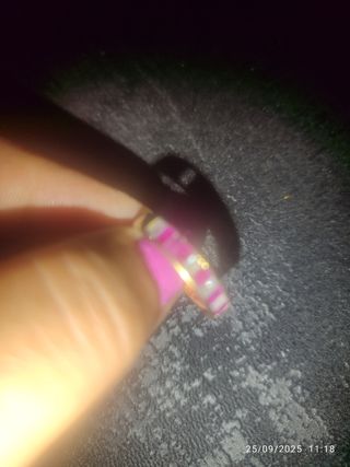 Anillo oro amarillo circonitas y rubíes