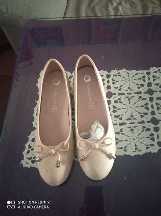 Zapatos planos Piel de Luna beige