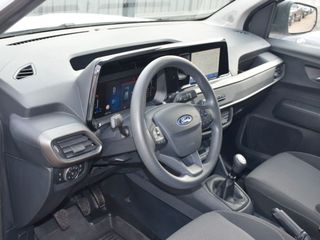 Ford Transit Courier 2024