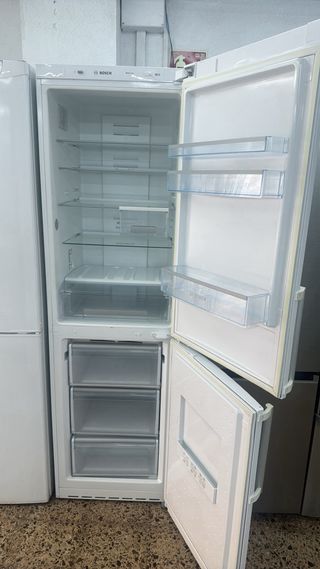 Lote: Nevera, Lavadora y Lavavajillas con garantía