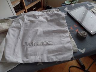 Bolsas de tela ZARA y Beguerprune Jimmy choo lupo 