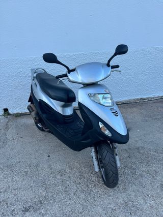 Kymco 125cc Plata