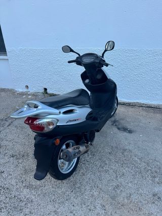 Kymco 125cc Plata