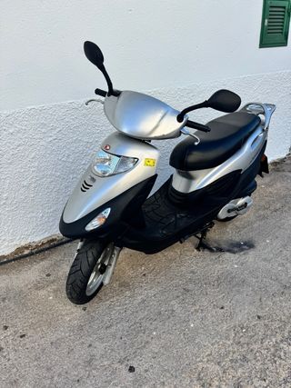 Kymco 125cc Plata