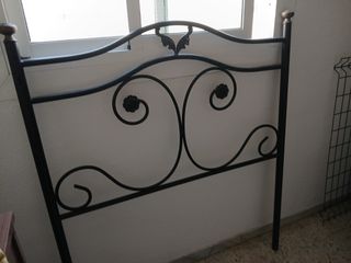 Cabecero de forja negro