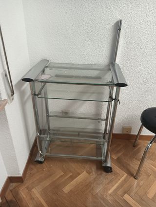 Mesa auxiliar cristal y metal