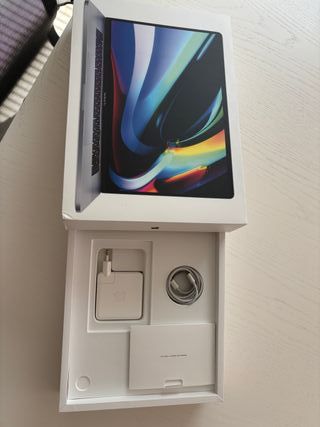 MacBook Pro 16 2019 i7 16GB RAM 512GB SSD