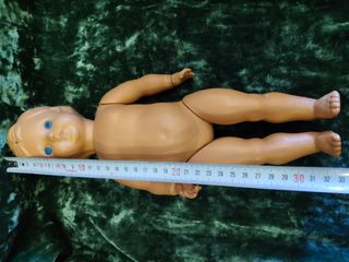 Muñeca vintage ojos azules