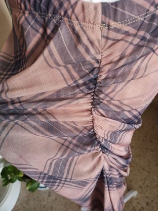 Falda larga gasa elástica de cuadros rosa y gris 