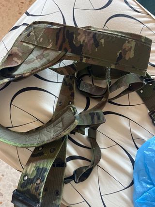 Chaqueta militar camuflaje