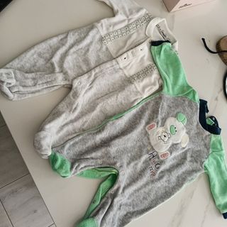Coppia tutine bimbo 1/3 mesi