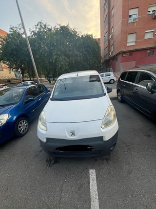 Peugeot Partner 2012