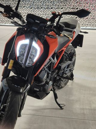 KTM DUKE 125