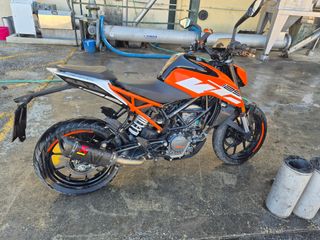 KTM DUKE 125