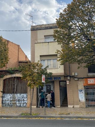 Casa antigua en Reus. PARA EDIFICAR