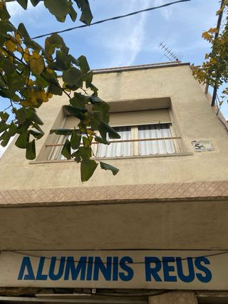 Casa antigua en Reus. PARA EDIFICAR