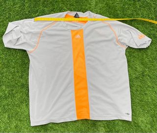 Camiseta Adidas Vintage Naranja y Blanca