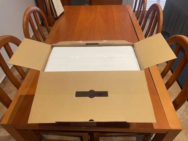 Máquina de coser Ufesa SW3003 Performance