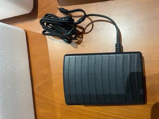 Máquina de coser Ufesa SW3003 Performance