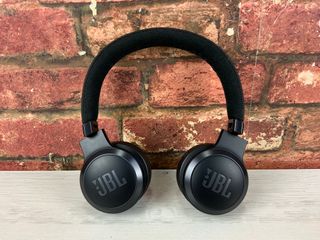 Auriculares Bluetooth JBL Live 670NC