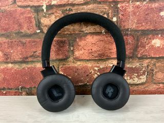 Auriculares Bluetooth JBL Live 670NC