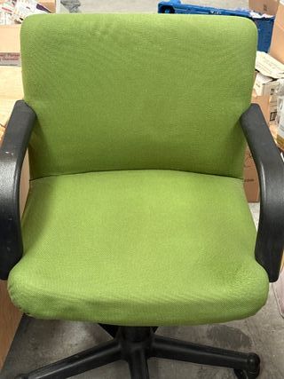Silla de oficina verde y negra