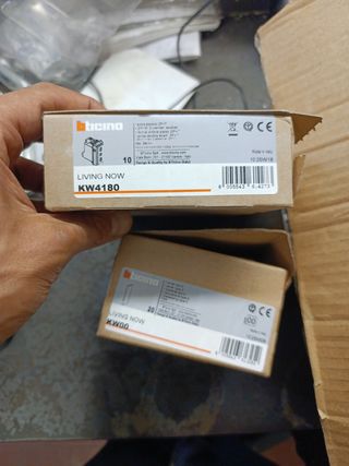 Serie BTicino placche e interruttori