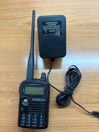 Emisora Kenwood TH-F7