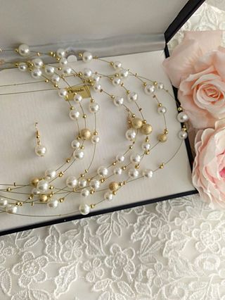 Collar 7 vueltas y pendientes oro blanco