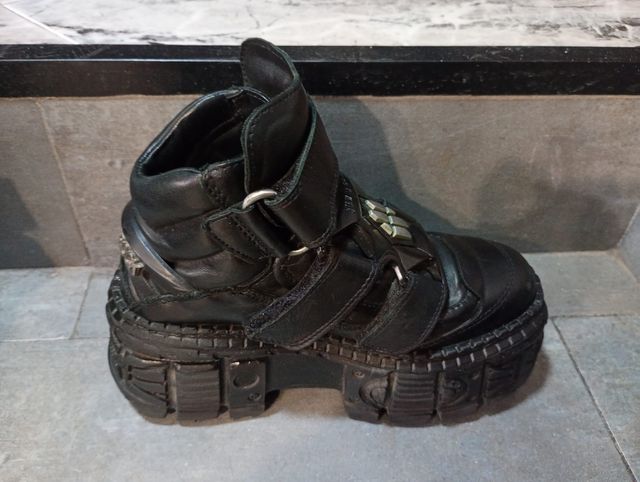 Botas New Rock M-WALL285-S3 Negras