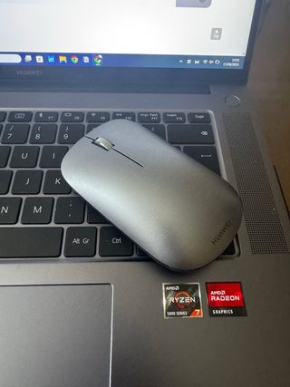 Huawei Matebook 16 Ryzen 7 Gris