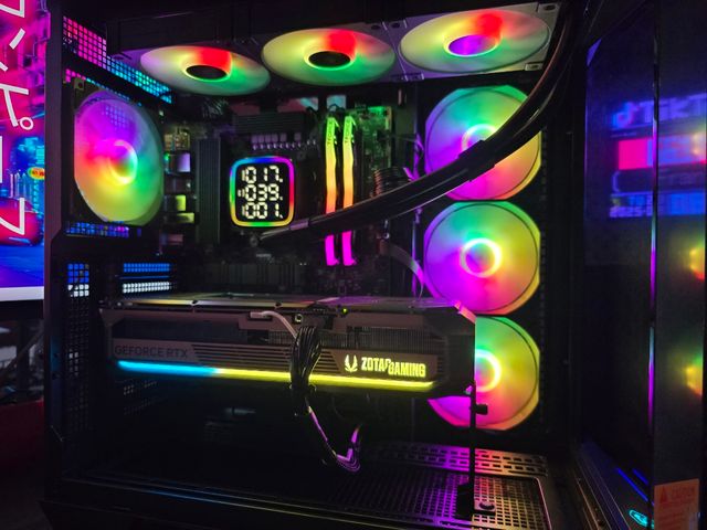 Ryzen 7 9800X3D + RTX 5080 Extreme 