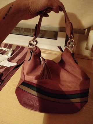 Bolso rosa y rojo