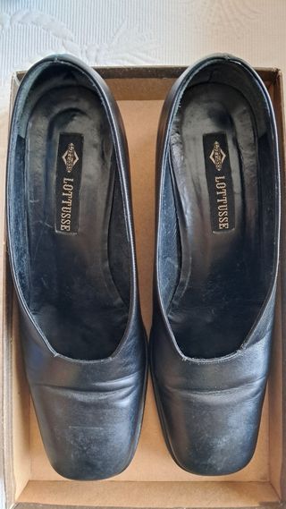Zapatos de salón negros LOTTUSSE