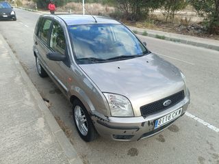 Ford Fusion 2003