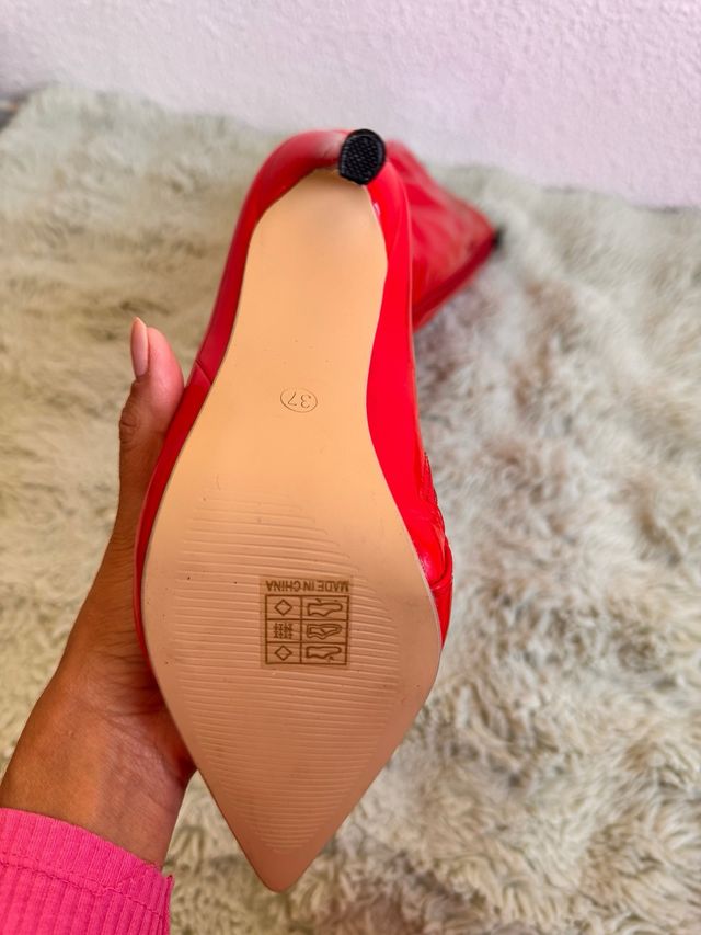 Botas altas rojas charol talla 37