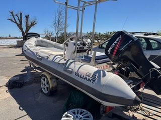 Lancha semirrígida 5.20m + Motor 60cv 4T