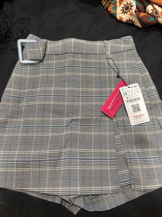 Falda pantalón cuadros Stradivarius Talla 32