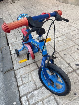 Bicicleta infantil azul con Paw Patrol