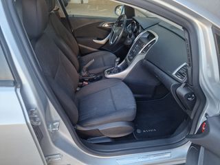 Opel Astra 2010