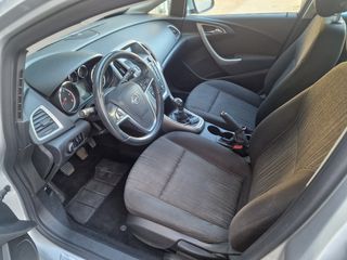 Opel Astra 2010