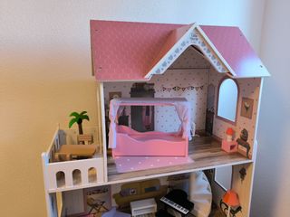 Casa de muñecas de madera Villa María